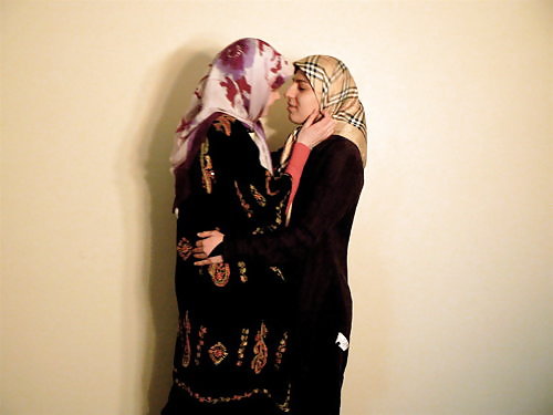 best of Kissing arab lesbian