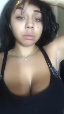 Girl flashes big tits periscope