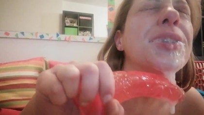 Girl deepthroat play pussy toys