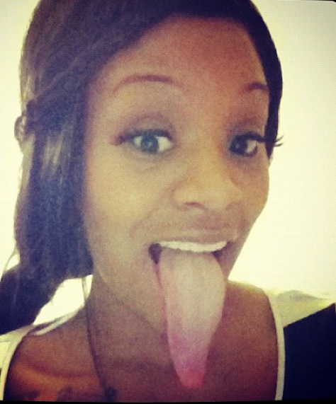 Kakey long tongue lesbian