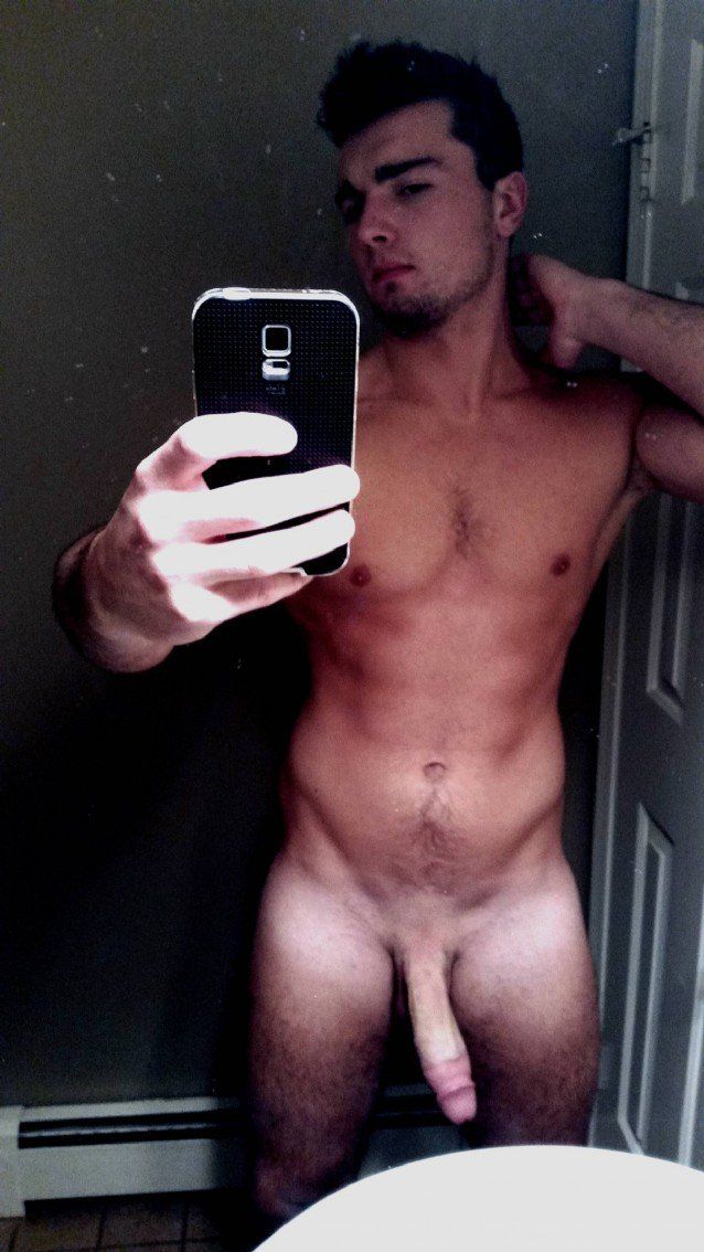 LB recomended HANDSOME TURKISH GUY SHOWING HIS DICK SO HOT.