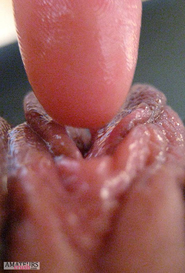 Pink pussy hole closeup while drips very