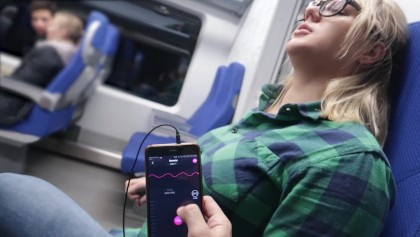 Risky ride dutch train without panties public