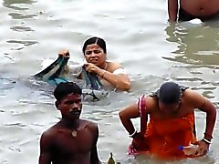 Clinic reccomend indian ganga bathing caught