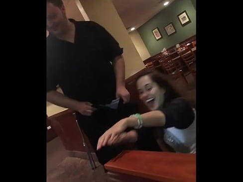 Waitress from chilis loves sucking