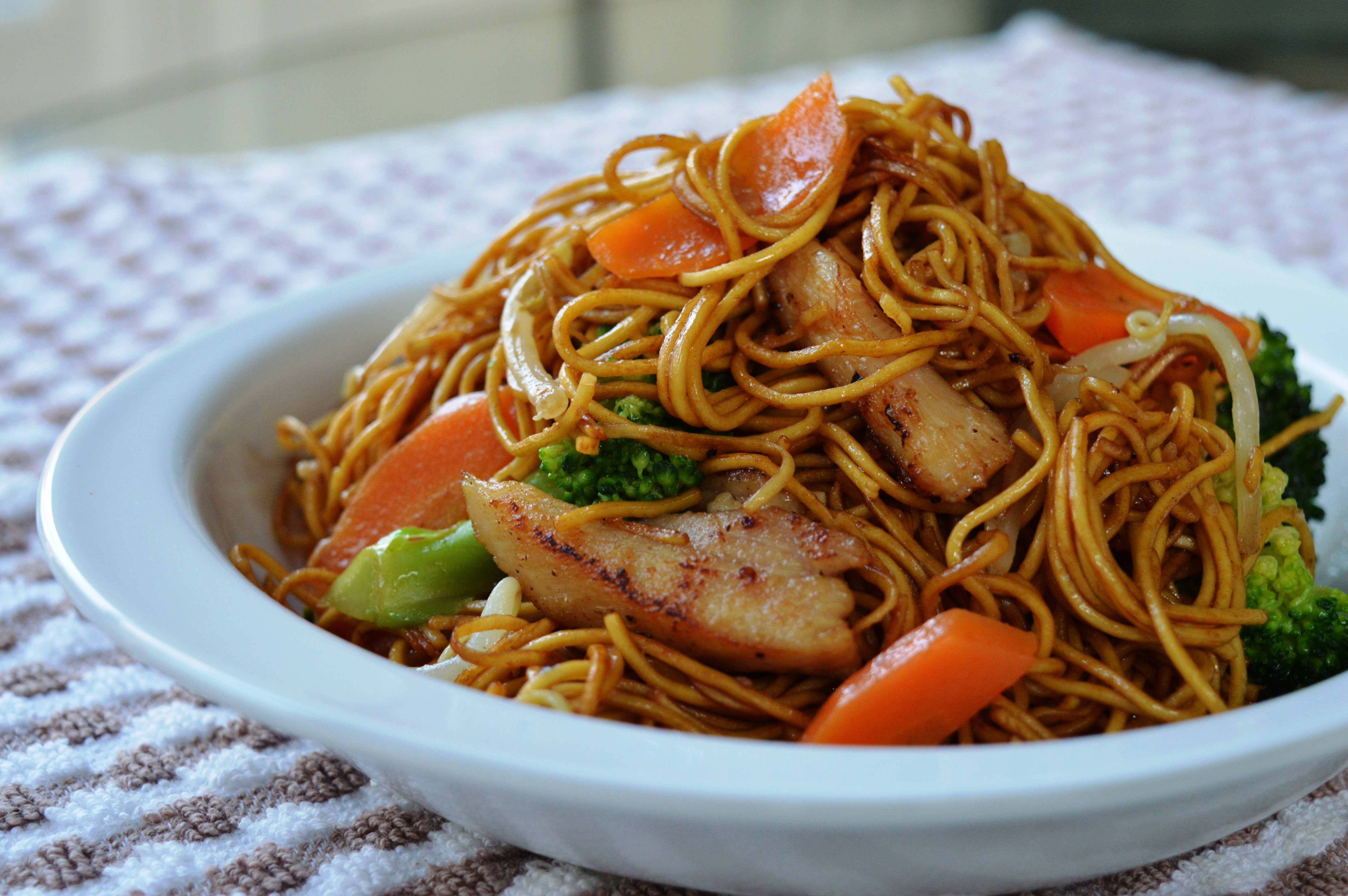 Picasso reccomend Asian chicken with shanghai noodles