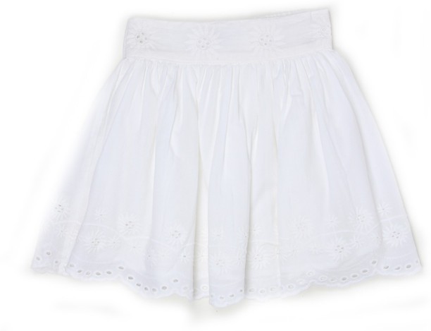Shut O. reccomend White skirt for girls