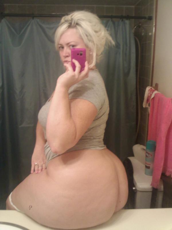 Dollface reccomend thick ass white girl